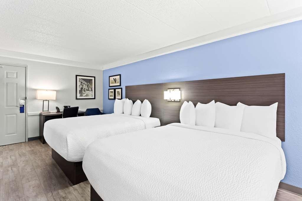 Best Western Schaumburg - O'Hare Nw Room photo