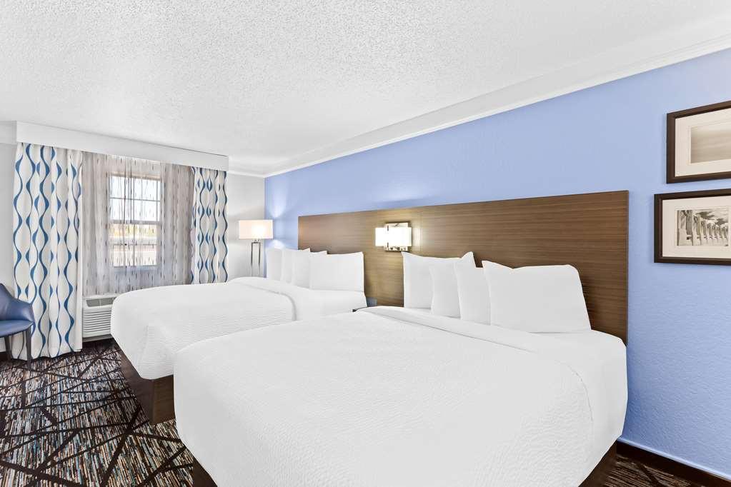 Best Western Schaumburg - O'Hare Nw Room photo